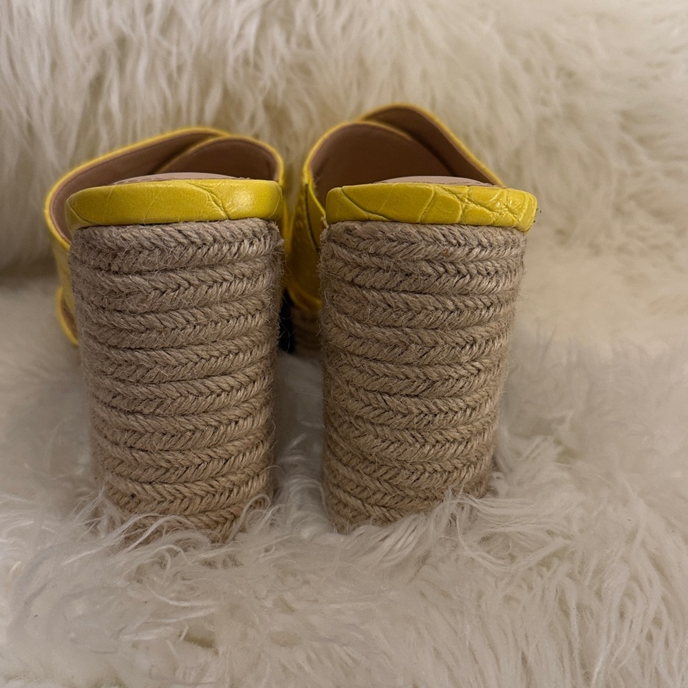 JustFab Yellow Croc Embossed Espadrille Mule Heels Size 9 - Picture 4 of 7